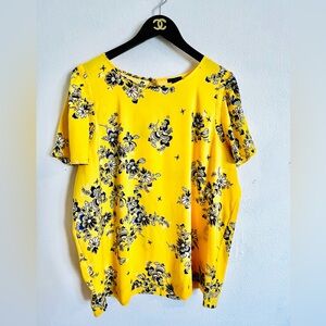 Ann Taylor short sleeve floral top